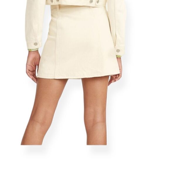 Levi's A Line Button- Up Mini Skirt Size 32 - Picture 3 of 7